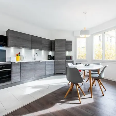Spacious 6 Pax Flat Near Croisette And Beach * Κάννες