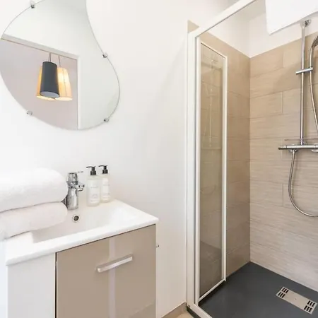 Spacious 6 Pax Flat Near Croisette And Beach Διαμέρισμα Κάννες