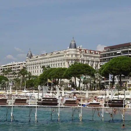 Spacious 6 Pax Flat Near Croisette And Beach *